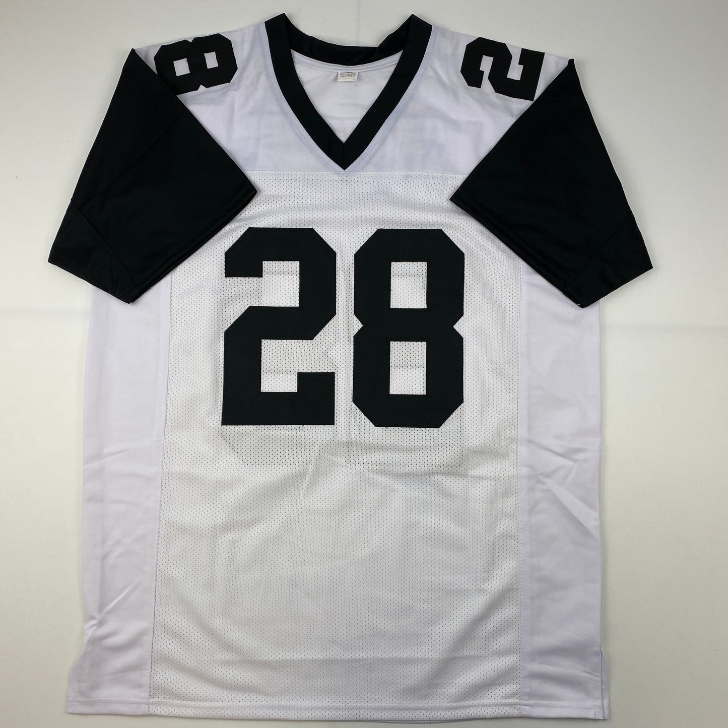 Downloaded image for product cmsz8vn5c02x2tg06fo1zhoqx