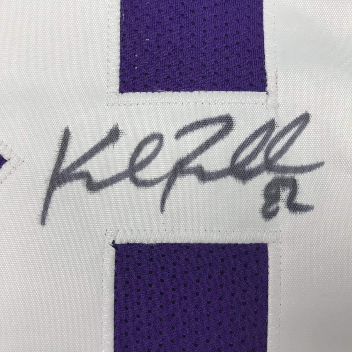 Downloaded image for product cmt1x6x8m0au2mp075xkwlc67