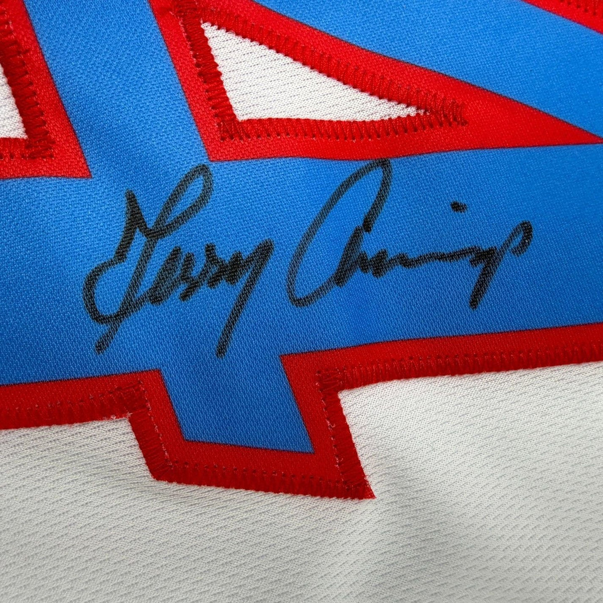 Framed Autographed/Signed Terry Cummings 35x39 Los Angeles White Basketball Jersey Beckett BAS COA