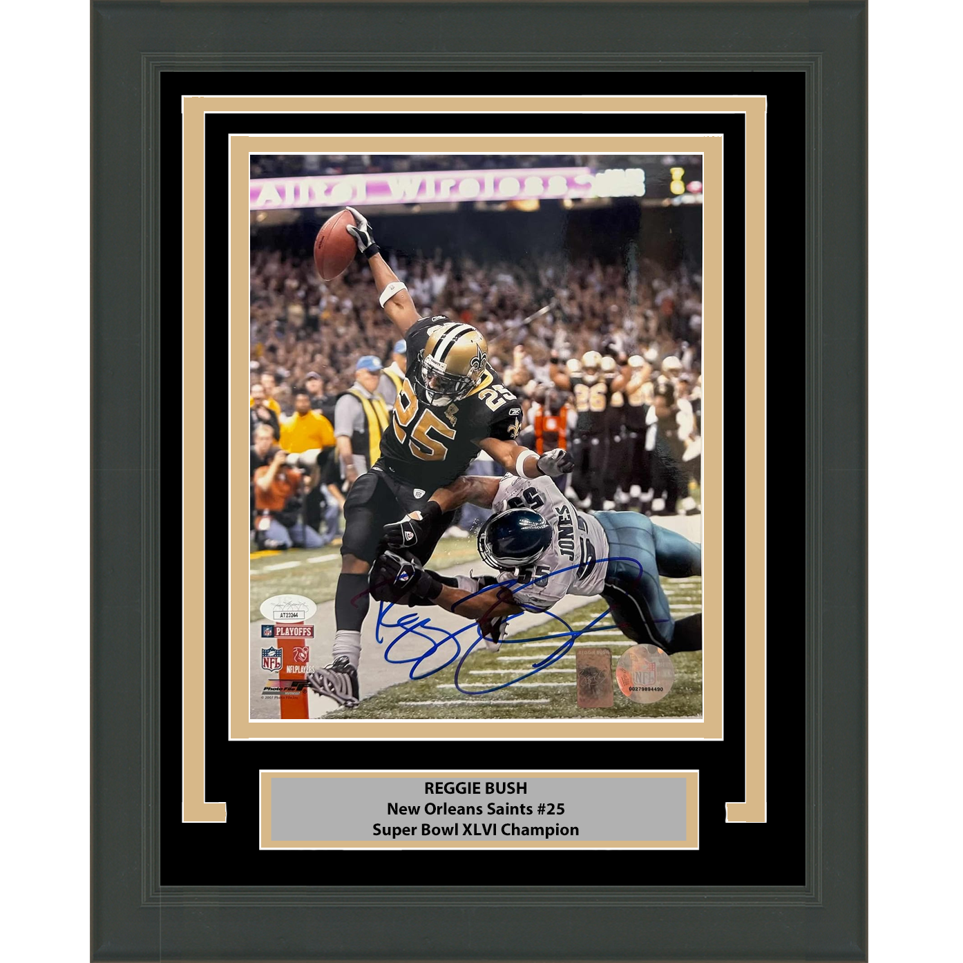 Framed Autographed/Signed Reggie Bush New Orleans Saints 8x10 Football Photo JSA COA