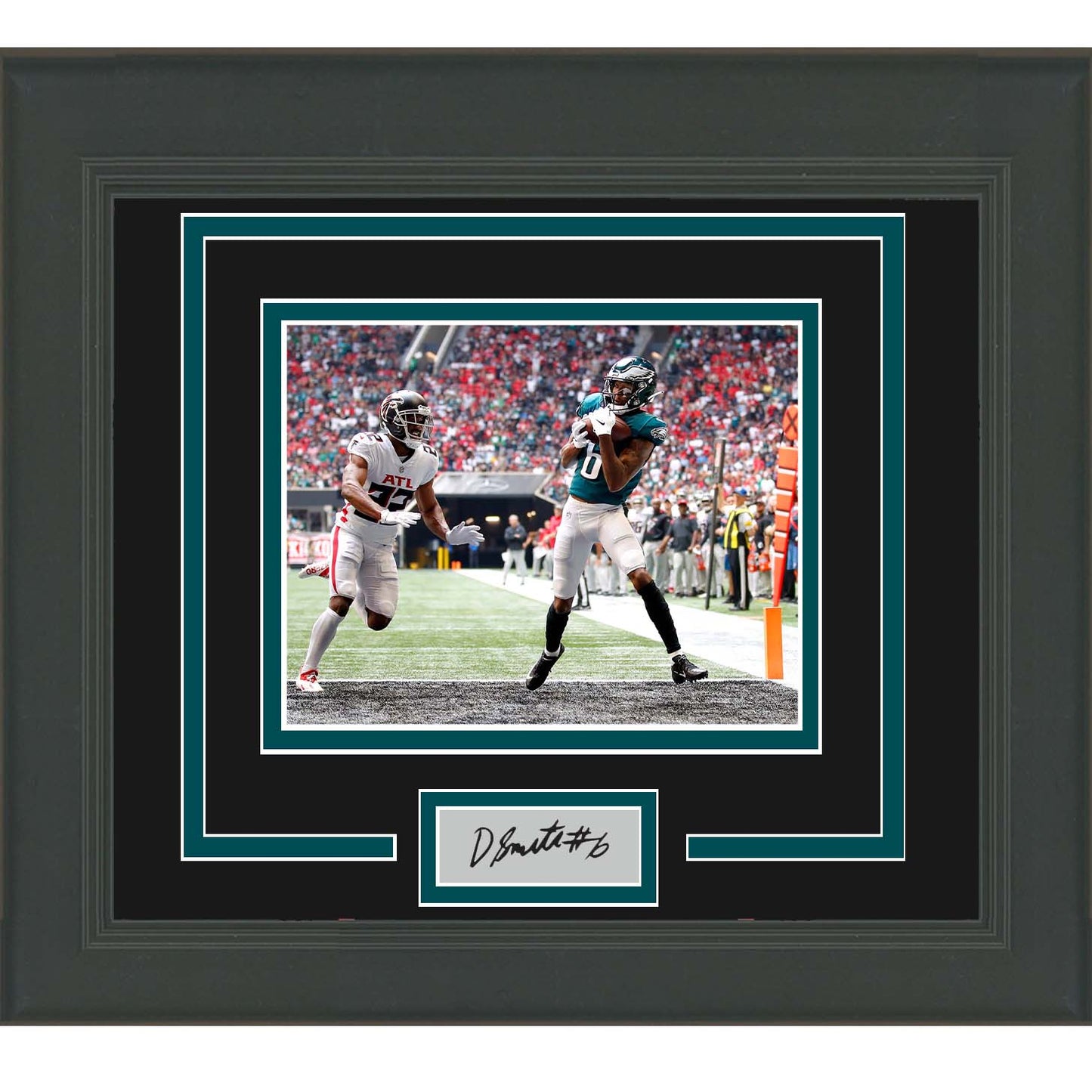 Framed DeVonta Smith Facsimile Laser Engraved Signature Auto Philadelphia Eagles 11x14 Football Photo