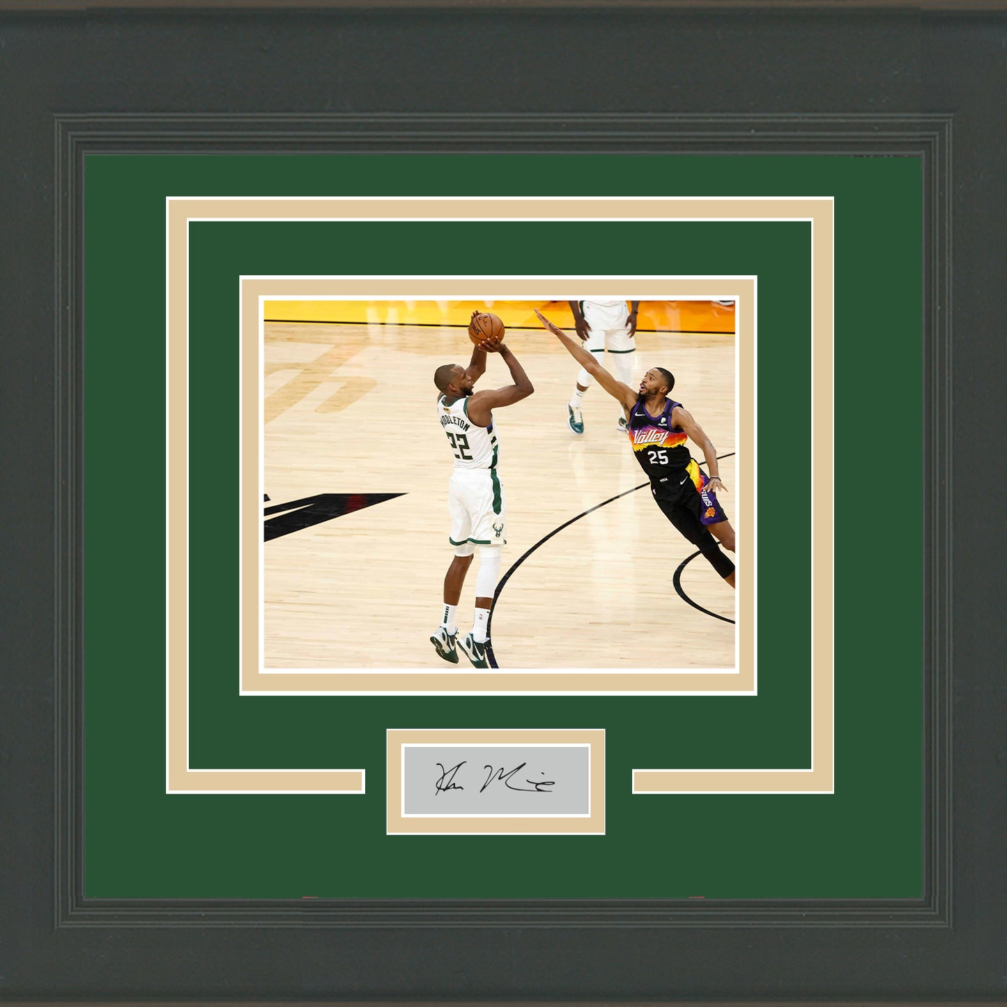 Framed Khris Middleton Facsimile Laser Engraved Signature Auto Milwaukee Bucks 11x14 Basketball Photo