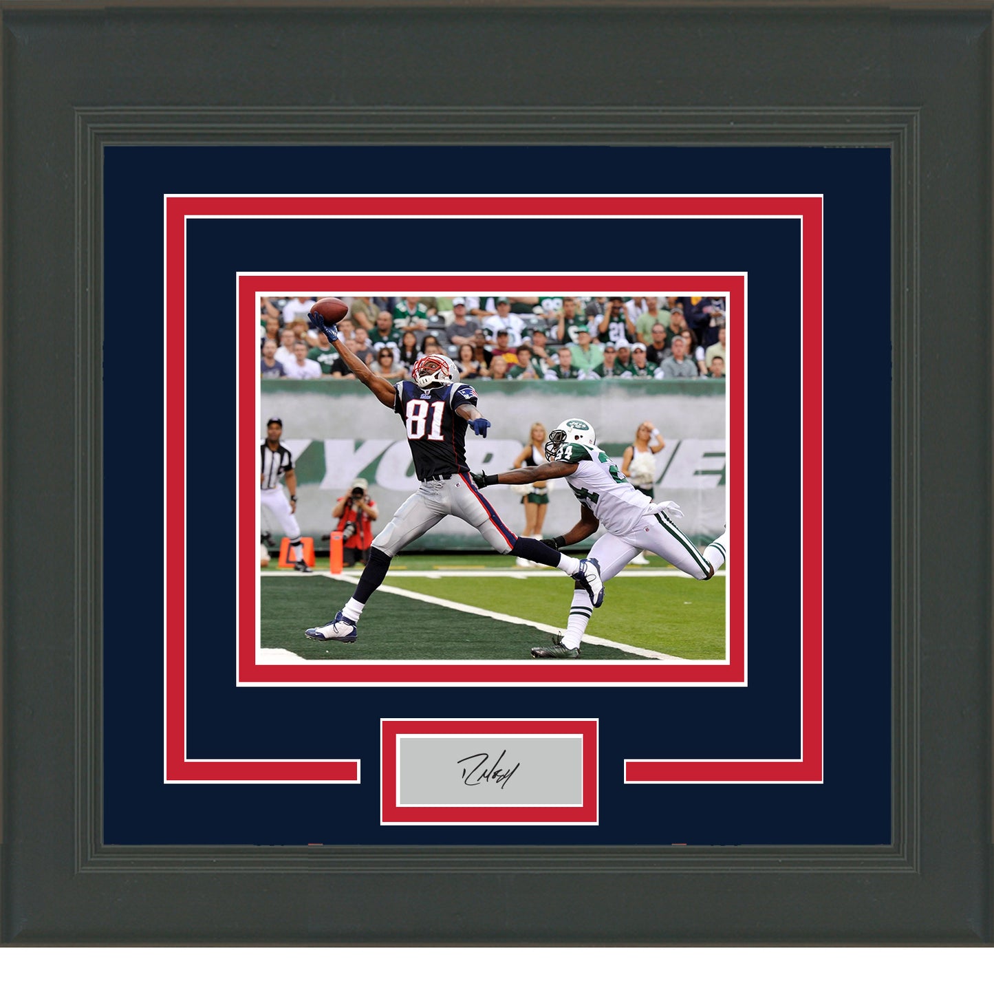 Framed Randy Moss Facsimile Laser Engraved Signature Auto New England Patriots 11x14 Football Photo