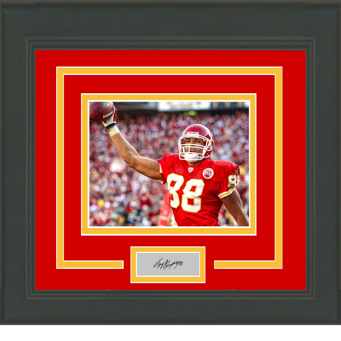 Framed Tony Gonzalez Facsimile Laser Engraved Signature Auto Kansas City Chiefs 11x14 Football Photo
