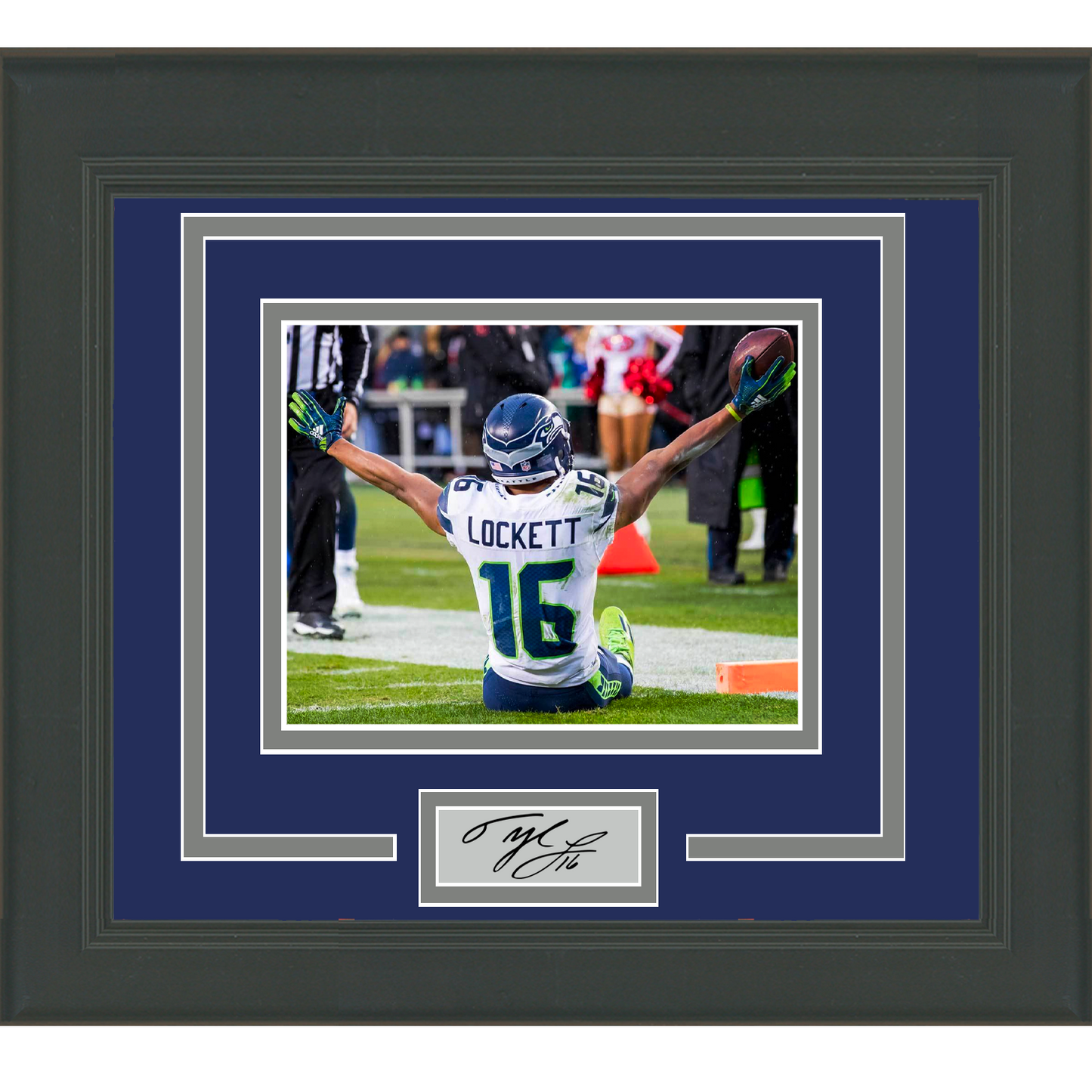 Framed Tyler Lockett Facsimile Laser Engraved Signature Auto Seattle Seahawks 11x14 Football Photo