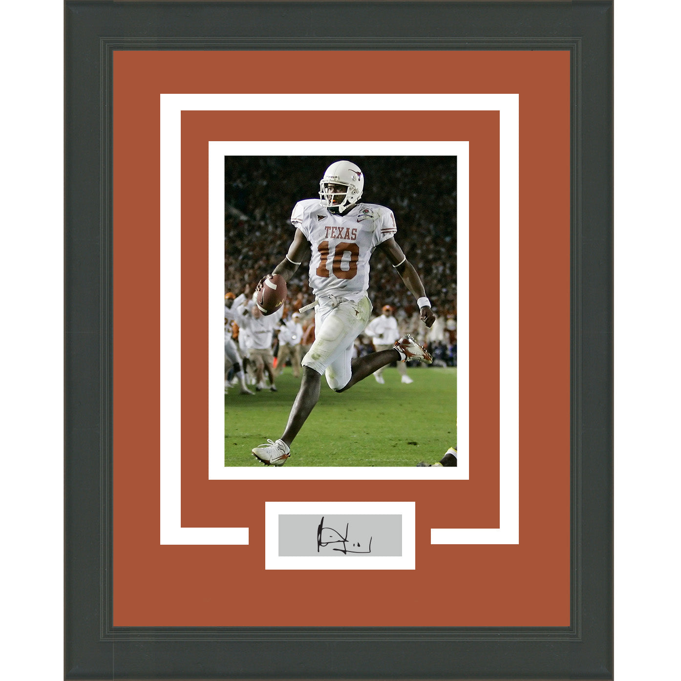 Framed Vince Young Facsimile Laser Engraved Signature Auto Texas Longhorns 11x14 Football Photo