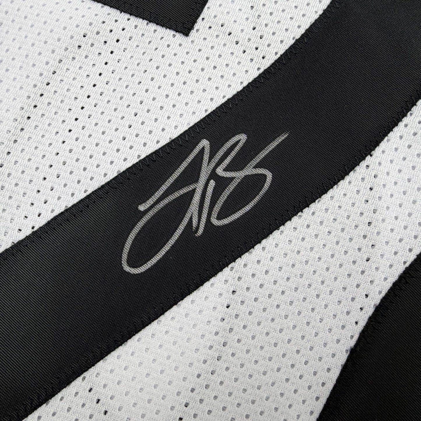 Autographed/Signed Le'Veon LeVeon Bell Pittsburgh White Football Jersey Beckett BAS COA