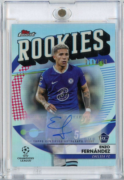 2023 Topps Finest UEFA Champions League Enzo Fernandez #FR5 /500 Rookies Auto Chelsea FC Rookie RC Soccer Card