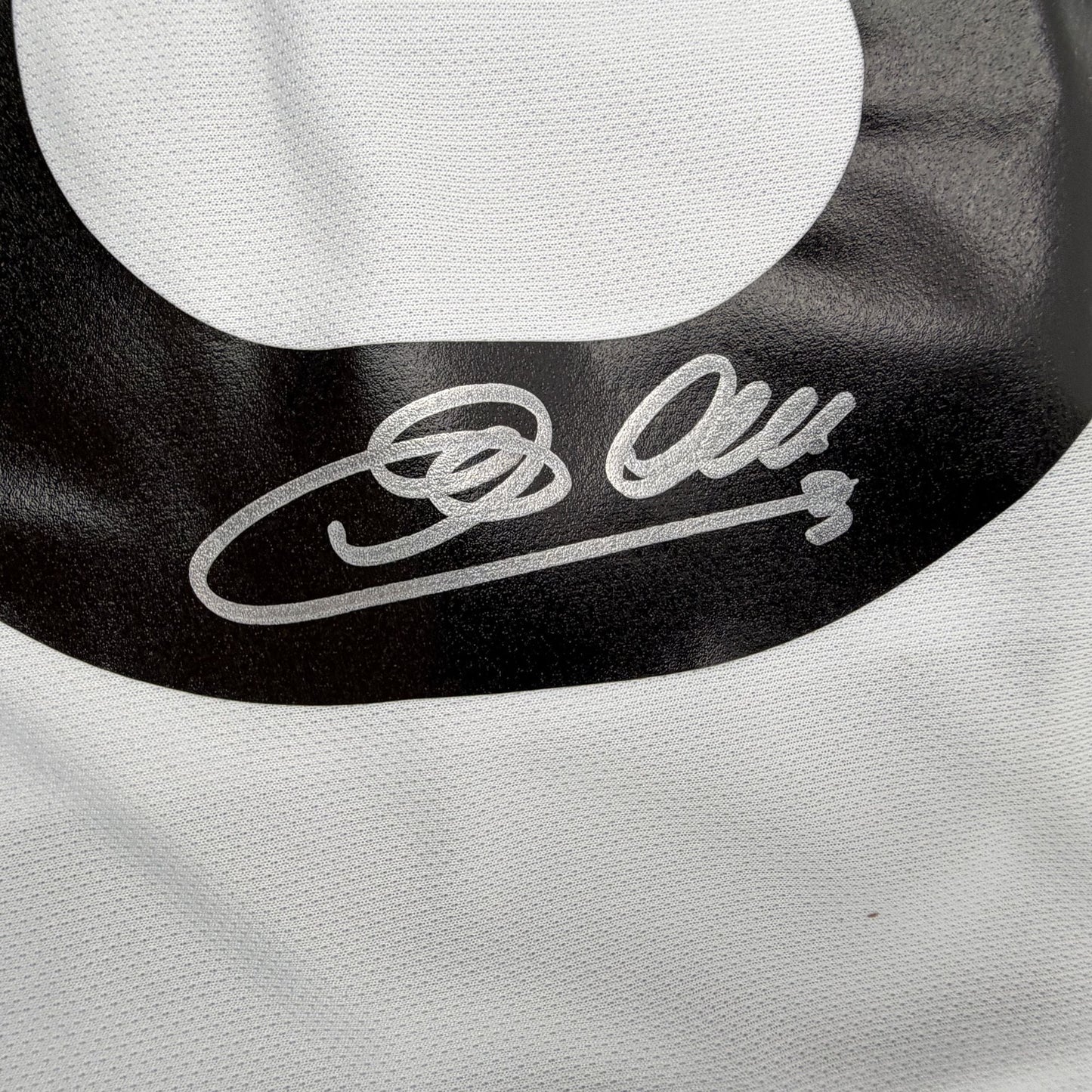 Autographed/Signed Giorgio Chiellini Juventus White Soccer Futbol Jersey Beckett BAS COA