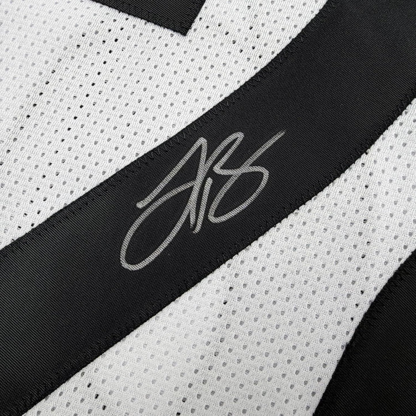 Framed Autographed/Signed Le'Veon LeVeon Bell 35x39 Pittsburgh White Football Jersey Beckett BAS COA