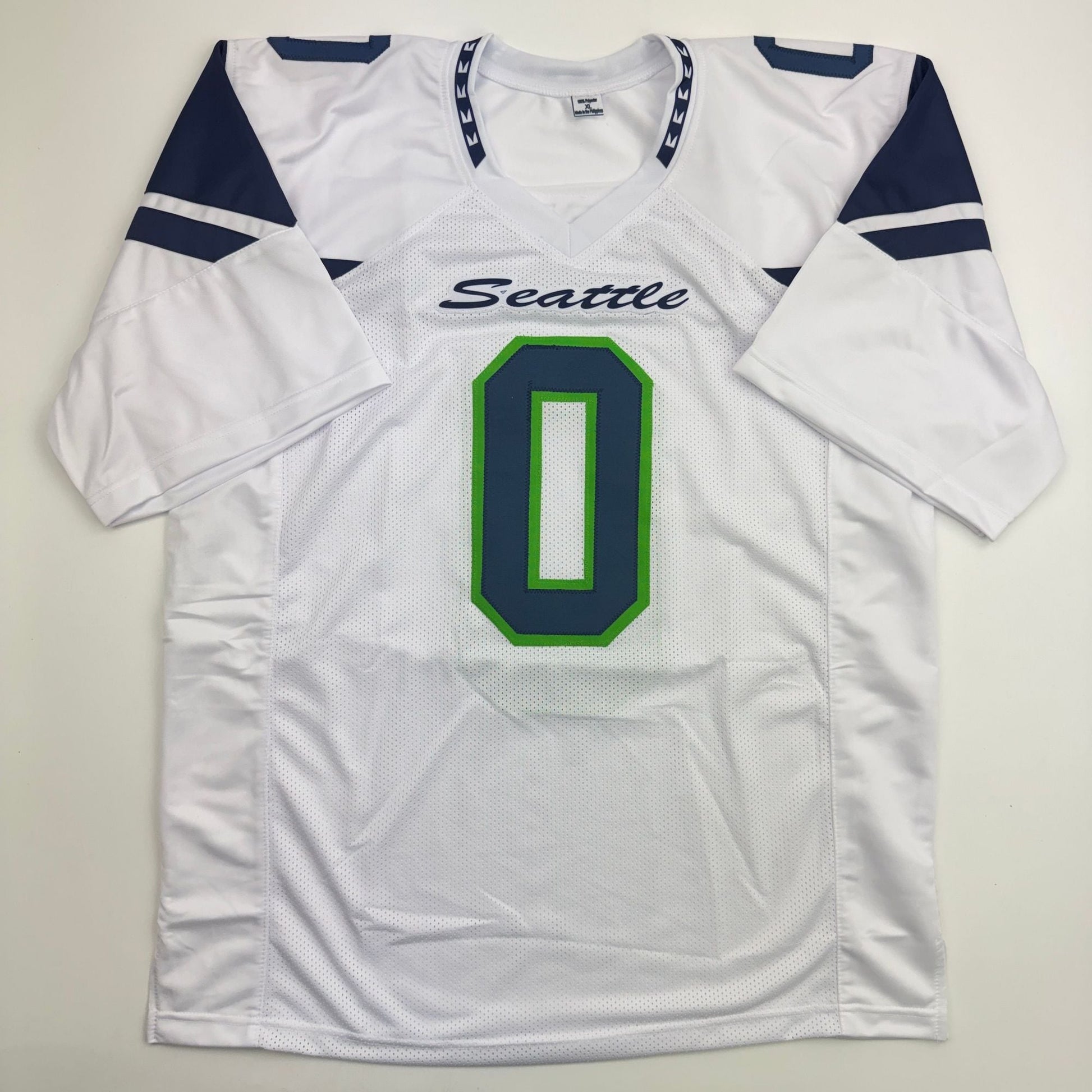 Autographed/Signed Demarcus Lawrence Seattle White Football Jersey Beckett BAS COA