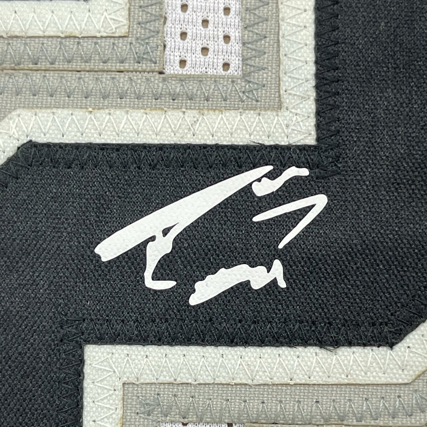 Downloaded image for product cmt80cjcm0l5opf08azz2shg8
