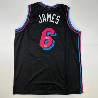 Downloaded image for product cmt80cp7m0qq2pf08iq22acok