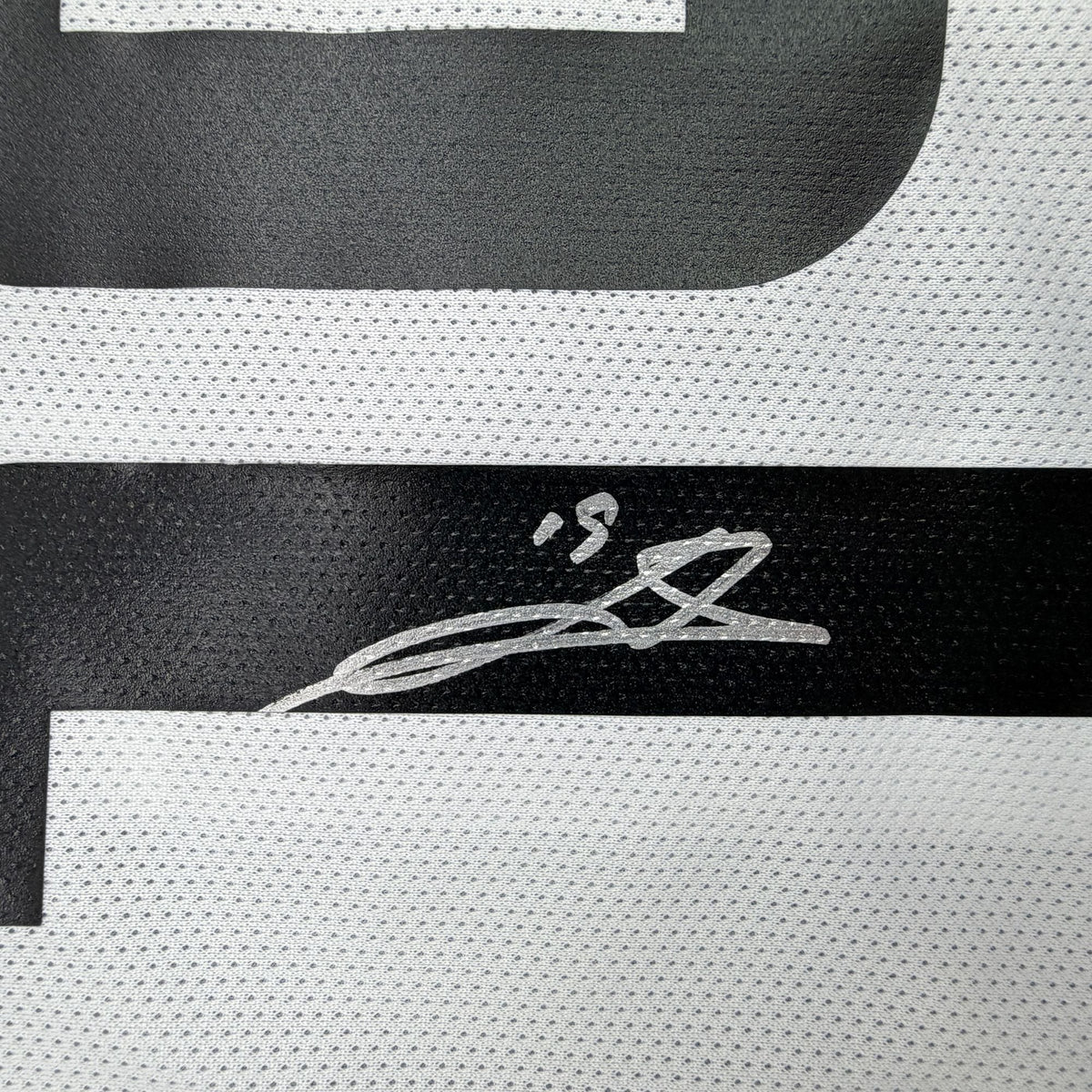 Autographed/Signed Leonardo Bonucci Juventus White Soccer Futbol Jersey Beckett BAS COA