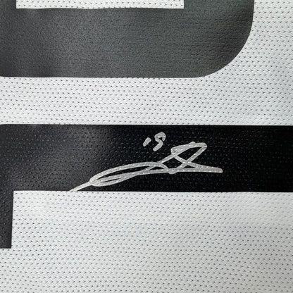 Autographed/Signed Leonardo Bonucci Juventus White Soccer Futbol Jersey Beckett BAS COA