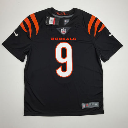 Autographed/Signed Joe Burrow Cincinnati Bengals Black Authentic Limited Football Jersey Fanatics COA