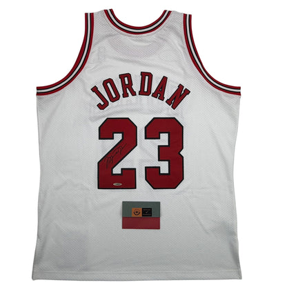 Autographed/Signed Michael Jordan Chicago Bulls White Authentic Mitchell & Ness 1997-98 Basketball Jersey Upper Deck UDA COA