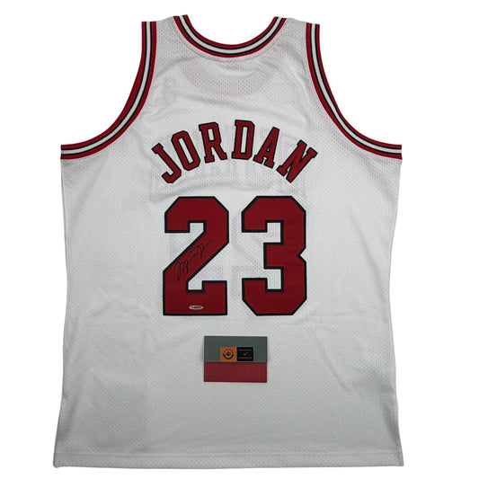 Autographed/Signed Michael Jordan Chicago Bulls White Authentic Mitchell & Ness 1997-98 Basketball Jersey Upper Deck UDA COA