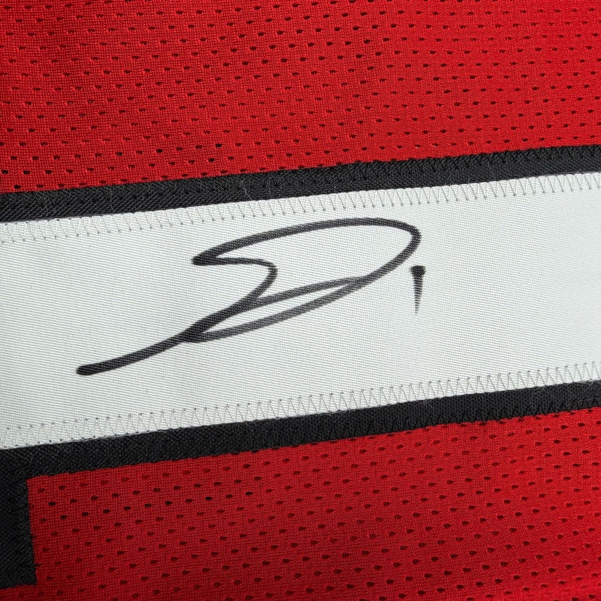 Framed Autographed/Signed George Pickens 35x39 Georgia Red College Football Jersey JSA COA