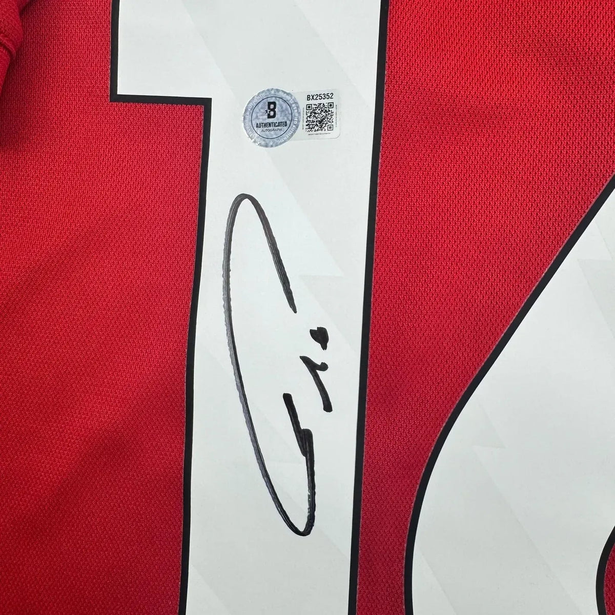 Framed Autographed/Signed Amad Diallo 35x39 Manchester United Red Soccer Futbol Jersey Beckett BAS COA