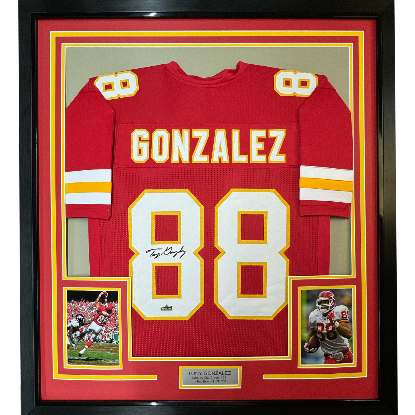 Framed Facsimile Autographed Tony Gonzalez 35x39 Kansas City Red Reprint Laser Auto Football Jersey