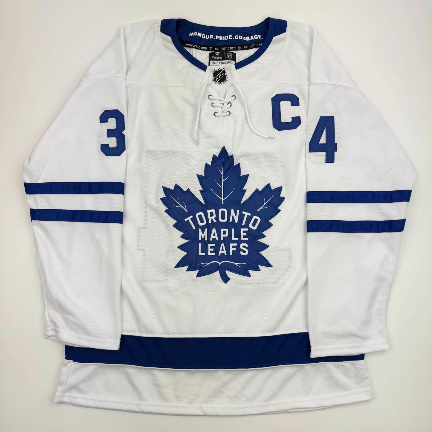 Autographed/Signed Auston Matthews Toronto Maple Leafs White Hockey Jersey Fanatics COA