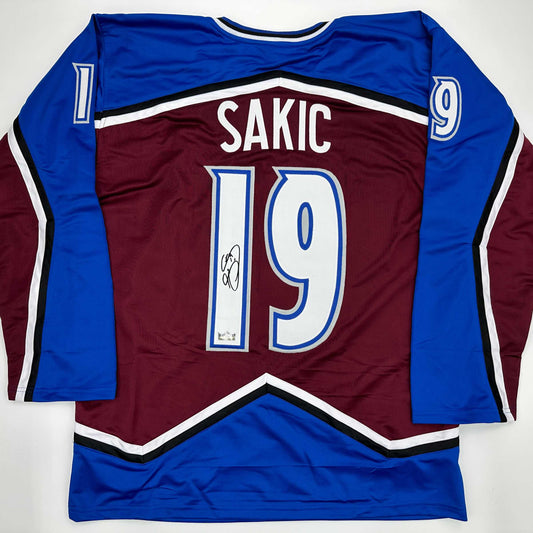 Facsimile Autographed Joe Sakic Colorado Maroon Reprint Laser Auto Hockey Jersey Size Men's XL