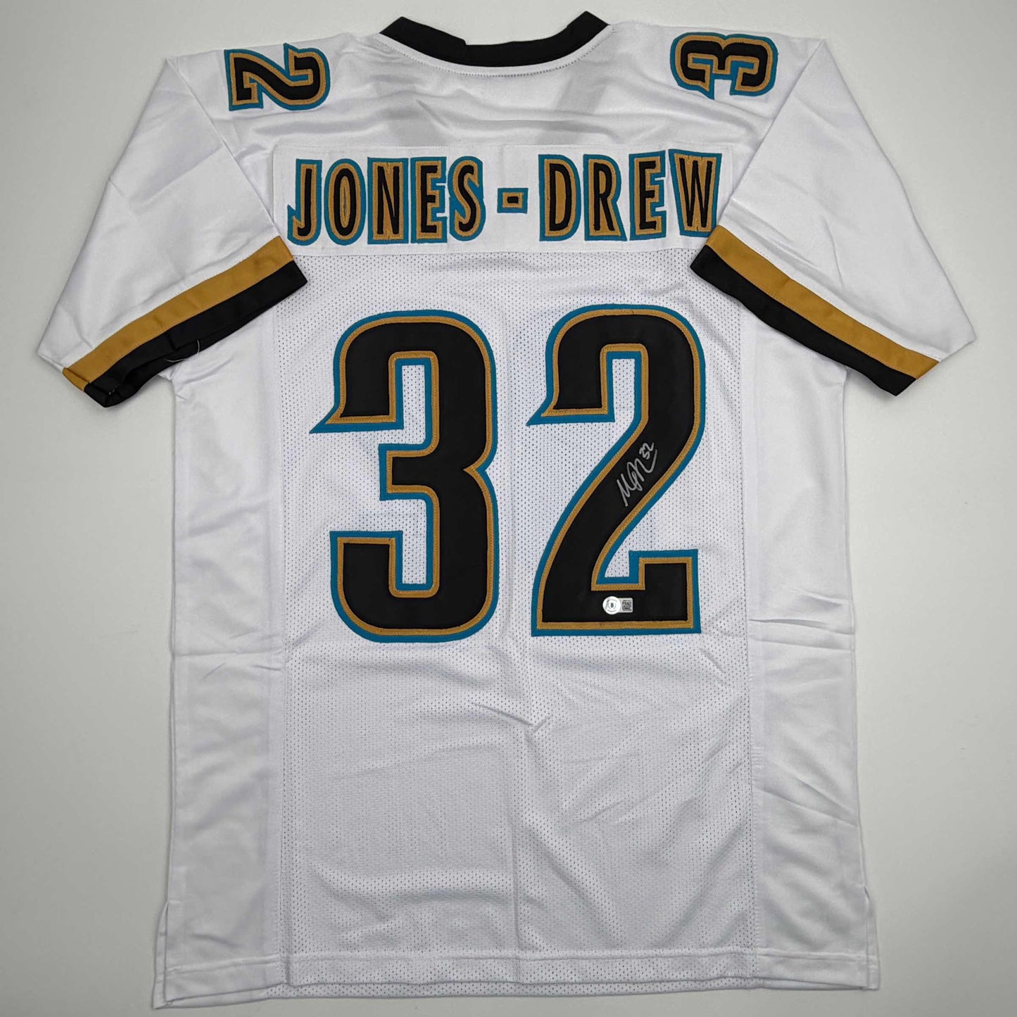 Autographed/Signed Maurice Jones-Drew Jacksonville White Football Jersey Beckett BAS COA