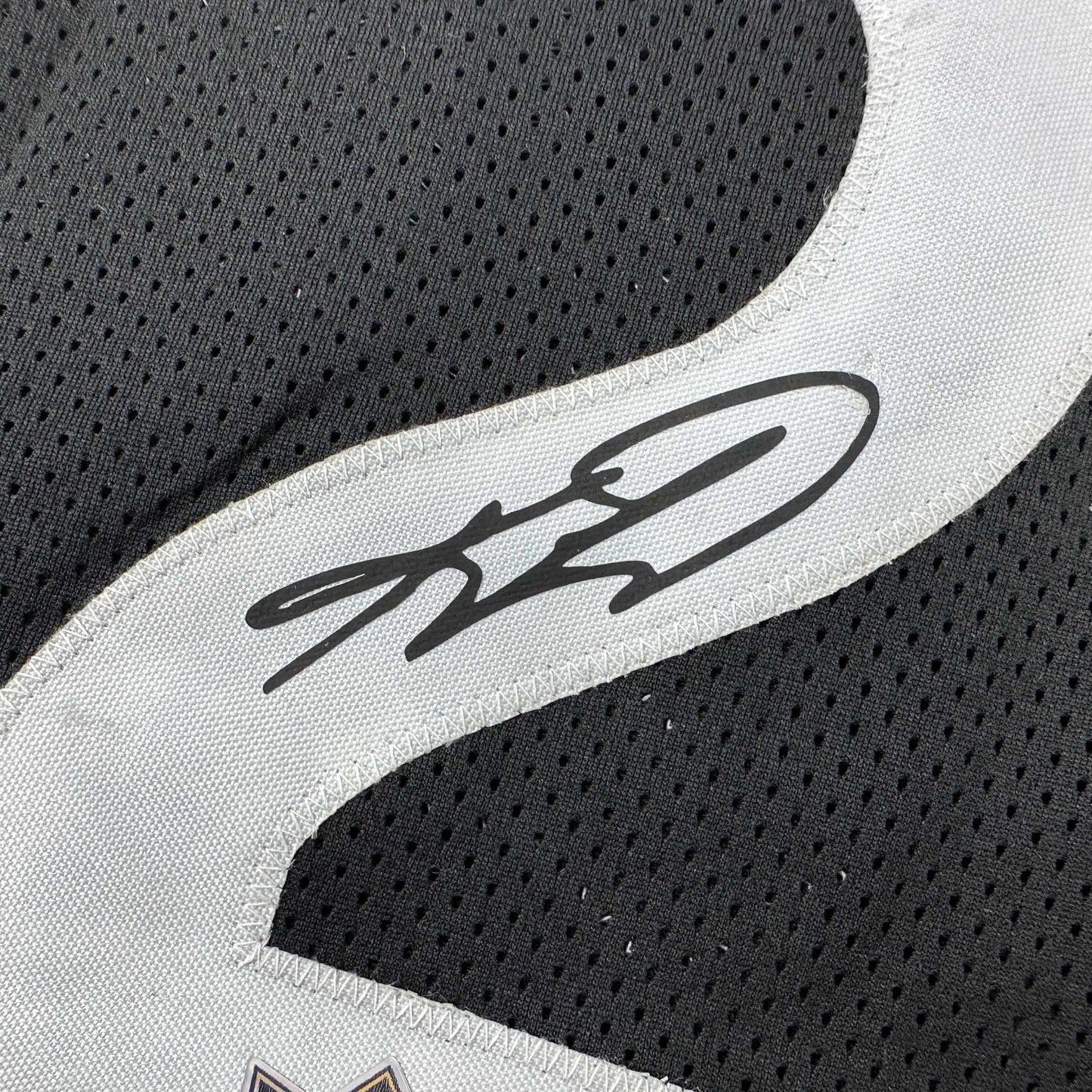 Facsimile Autographed Kawhi Leonard Toronto Black Reprint Laser Auto Basketball Jersey Size Men's XL