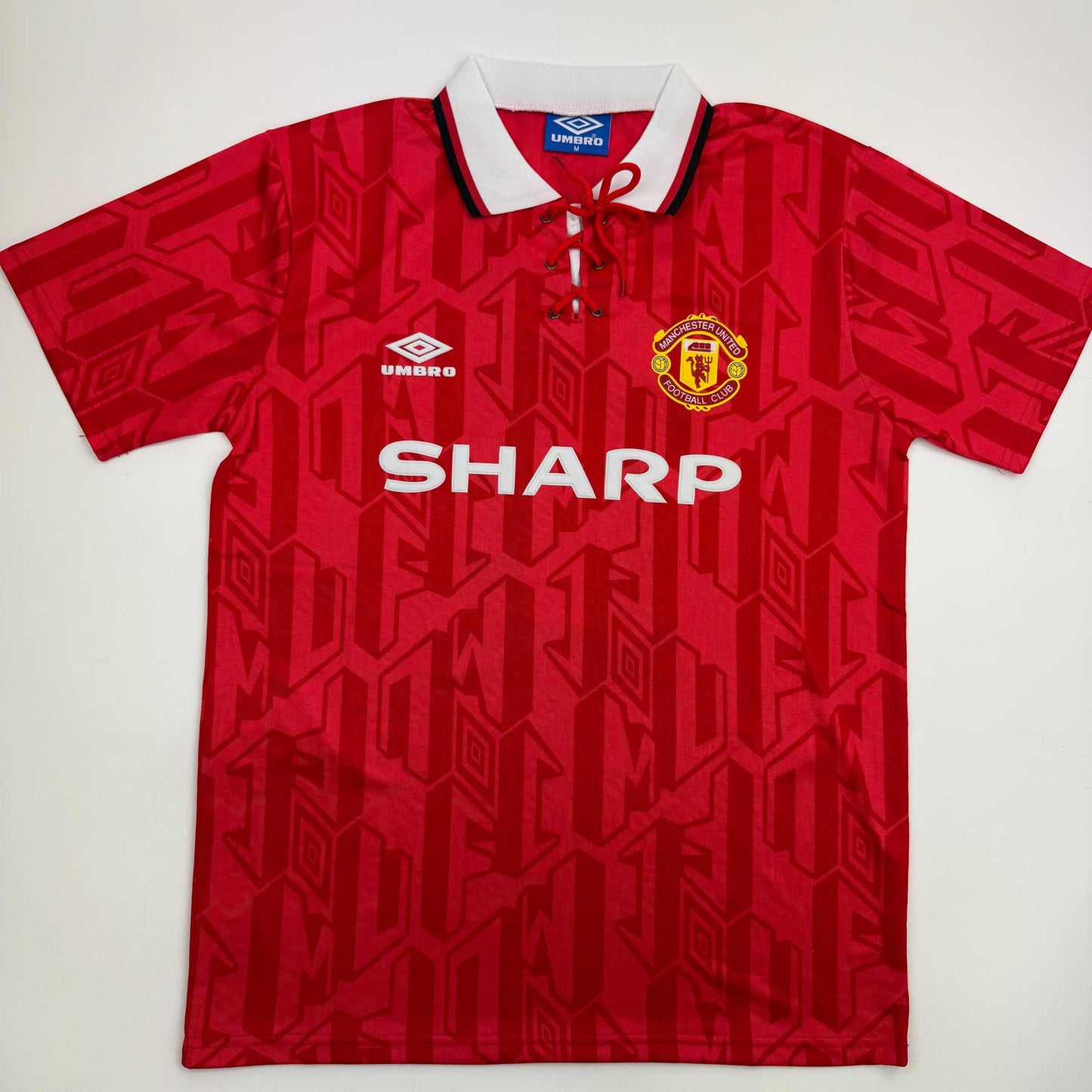 Autographed/Signed Ryan Giggs Manchester United Red Soccer Jersey Beckett BAS COA