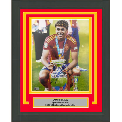 Framed Autographed/Signed Lamine Yamal Spain 11x14 Soccer Photo Beckett BAS COA