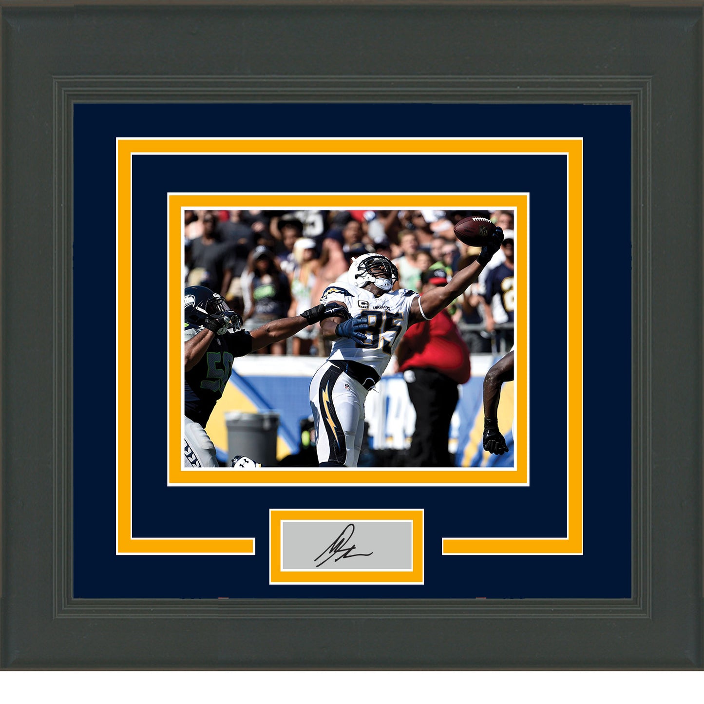 Framed Antonio Gates Facsimile Laser Engraved Signature Auto Los Angeles Chargers 11x14 Football Photo