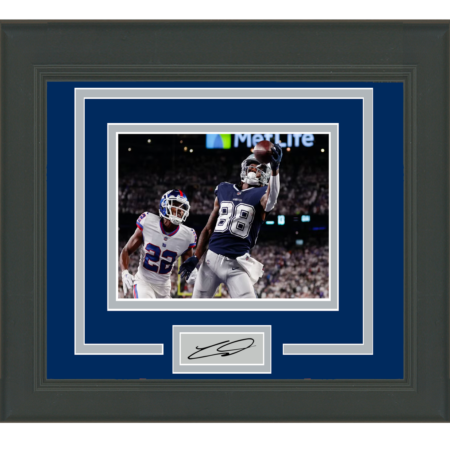Framed CeeDee Lamb Facsimile Laser Engraved Signature Auto Dallas Cowboys 11x14 Football Photo