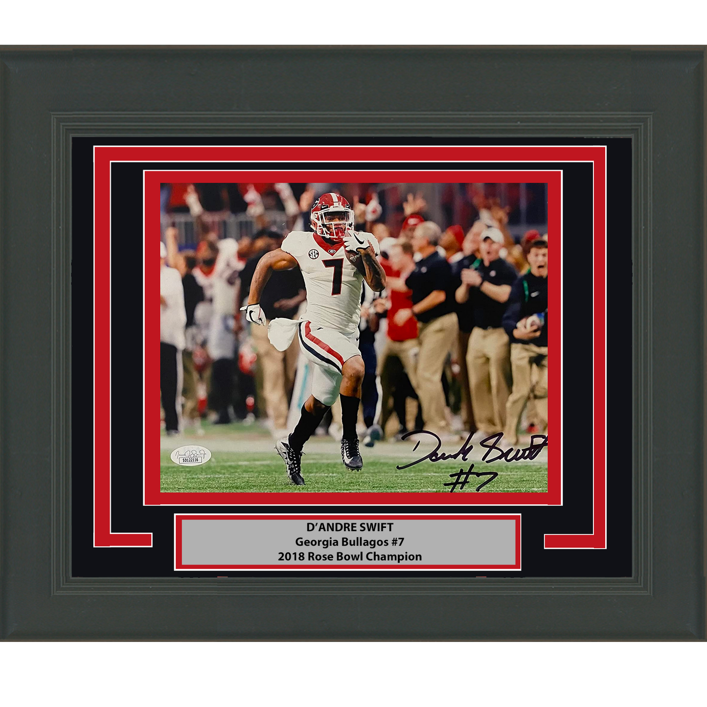 Framed Autographed/Signed D'Andre Swift Georgia Bulldogs 8x10 College Football Photo JSA COA #7